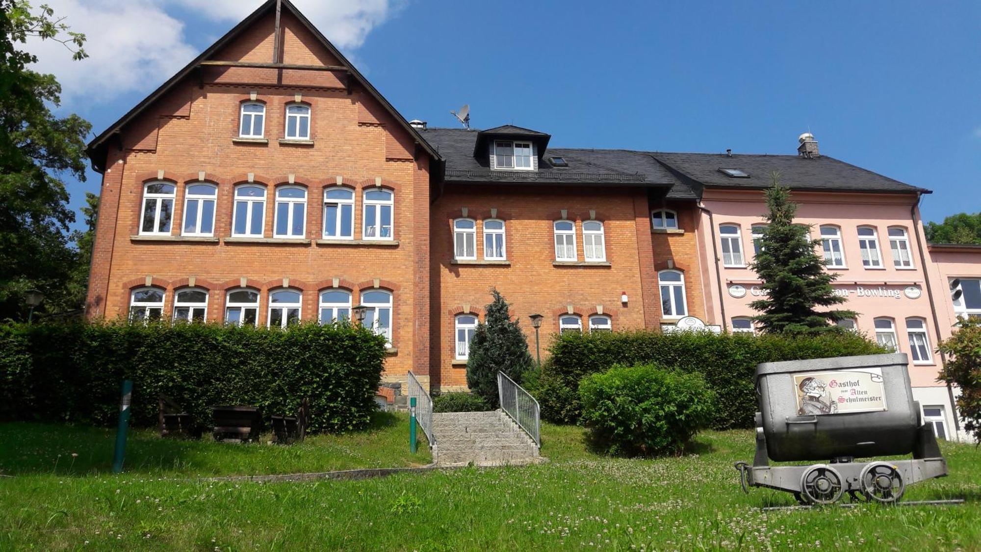 Gasthof Zum Alten Schulmeister Harra Екстериор снимка